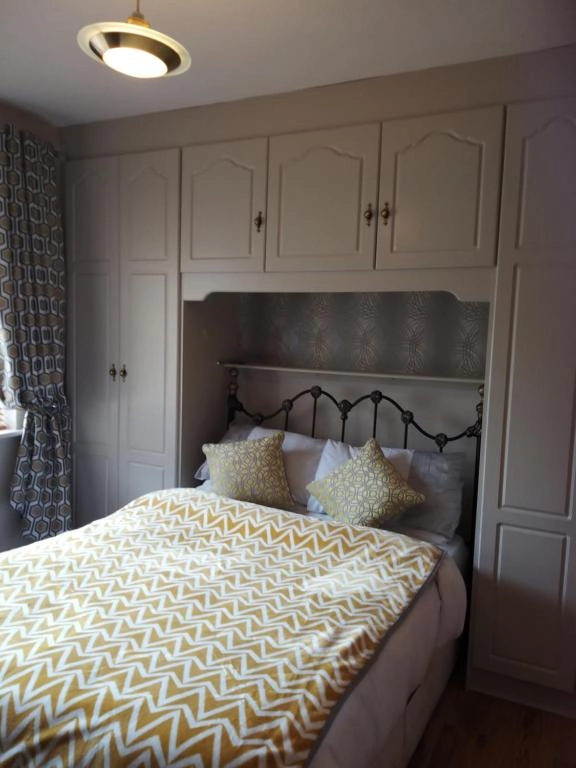 Westhouse Café guest room 2